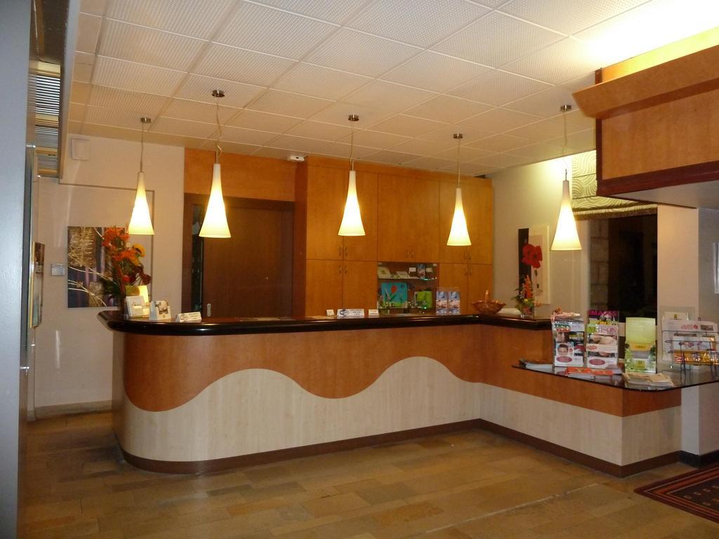 Brit Hotel Confort Saint-Brieuc Langueux Dış mekan fotoğraf